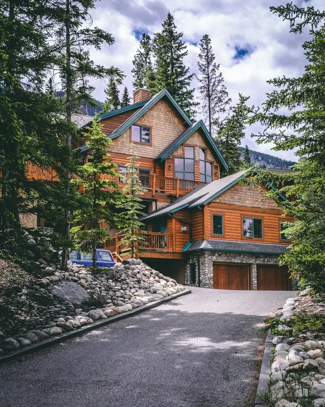 Turnberry.Homes Premium Domain
